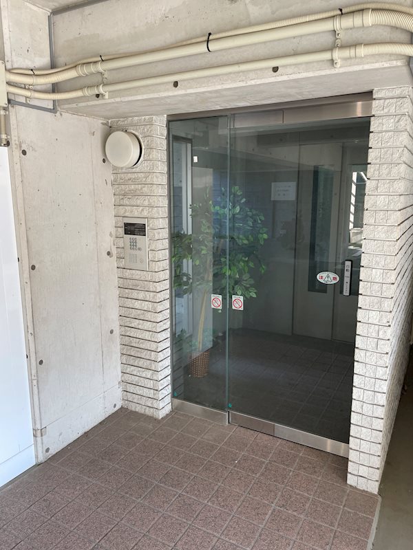 ベルモント山手西 エントランス